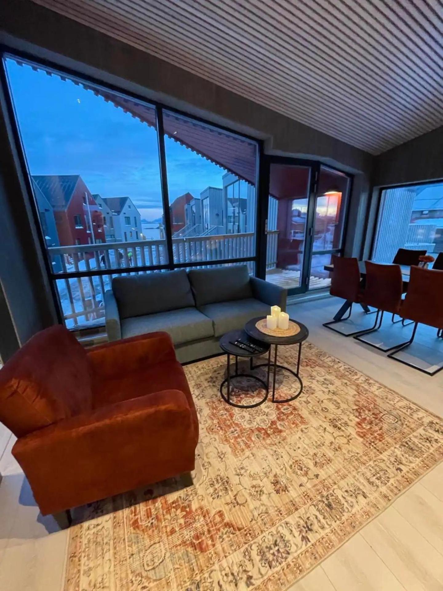 Stilren Leilighet I Henningsvaer Exterior photo